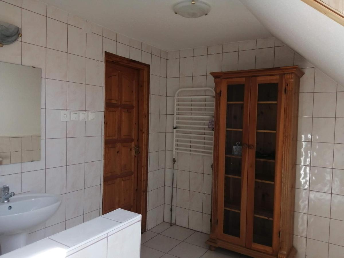 Gesztenye Vendeghaz Ságvár Εξωτερικό φωτογραφία